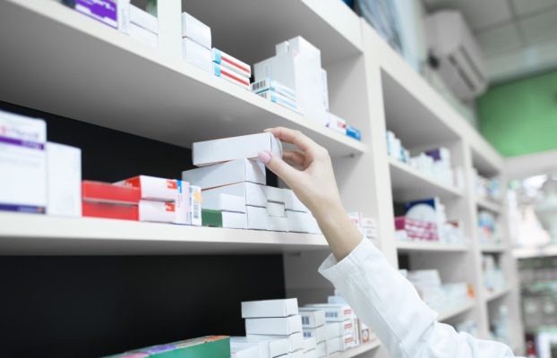 ¿Cómo controlar la caducidad de los medicamentos en tu farmacia?