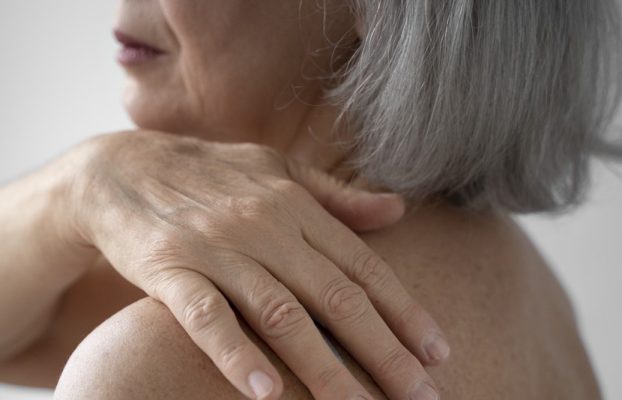 Salud ósea en la mujer: breve guía para farmacéuticos